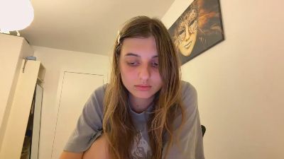 BreanaHelmle live cam on Cam4