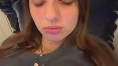 BreanaHelmle live cam on Cam4