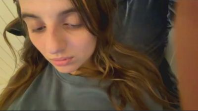 BreanaHelmle live cam on Cam4
