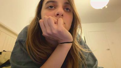 BreanaHelmle live cam on Cam4