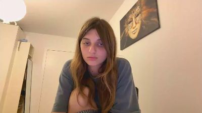 BreanaHelmle live cam on Cam4