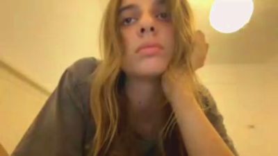 BreanaHelmle live cam on Cam4