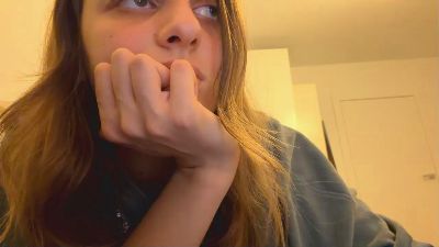 BreanaHelmle live cam on Cam4