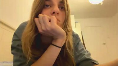 BreanaHelmle live cam on Cam4