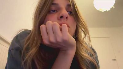 BreanaHelmle live cam on Cam4