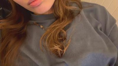 BreanaHelmle live cam on Cam4