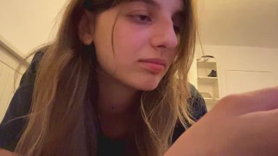 BreanaHelmle live cam on Cam4