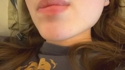 BreanaHelmle live cam on Cam4