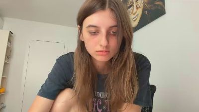 BreanaHelmle live cam on Cam4
