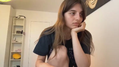 BreanaHelmle live cam on Cam4