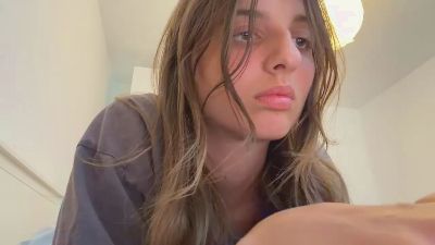 BreanaHelmle live cam on Cam4