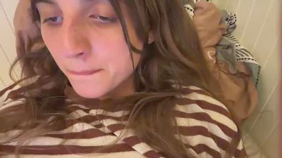 BreanaHelmle live cam on Cam4
