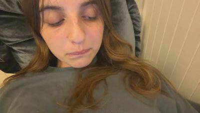 BreanaHelmle live cam on Cam4