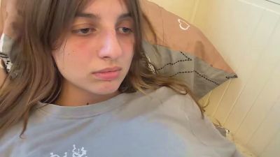 BreanaHelmle live cam on Cam4