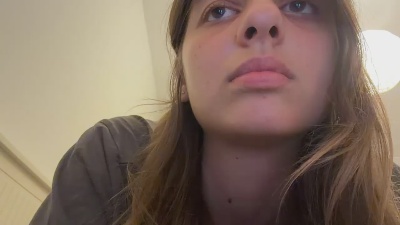 BreanaHelmle live cam on Cam4