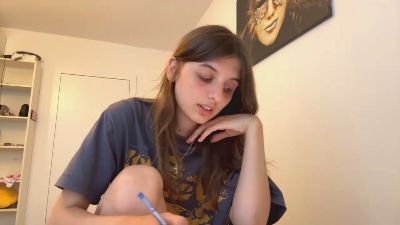 BreanaHelmle live cam on Cam4