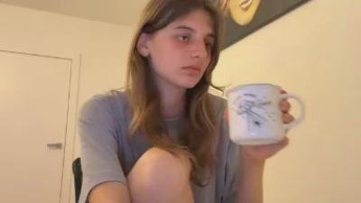 BreanaHelmle live cam on Cam4