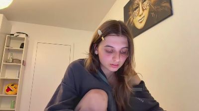 BreanaHelmle live cam on Cam4