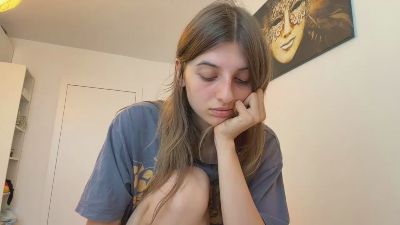 BreanaHelmle live cam on Cam4
