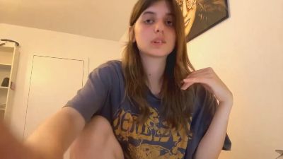 BreanaHelmle live cam on Cam4