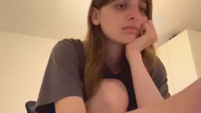BreanaHelmle live cam on Cam4