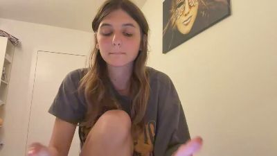 BreanaHelmle live cam on Cam4
