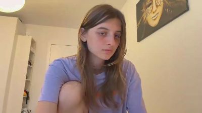 BreanaHelmle live cam on Cam4