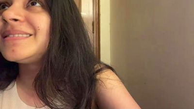 BrendaMedrano live cam on Cam4