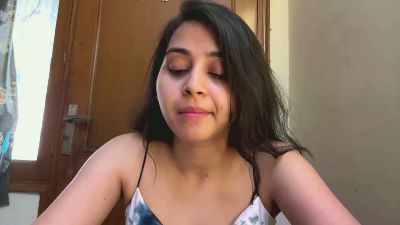 BrendaMedrano live cam on Cam4