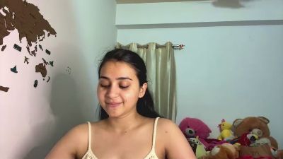 BrendaMedrano live cam on Cam4