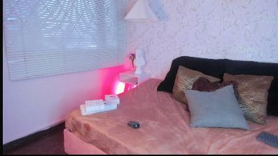 Brenda_Brm live cam on Cam4