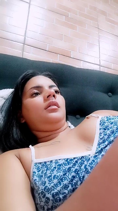 Brendasales live cam on Cam4