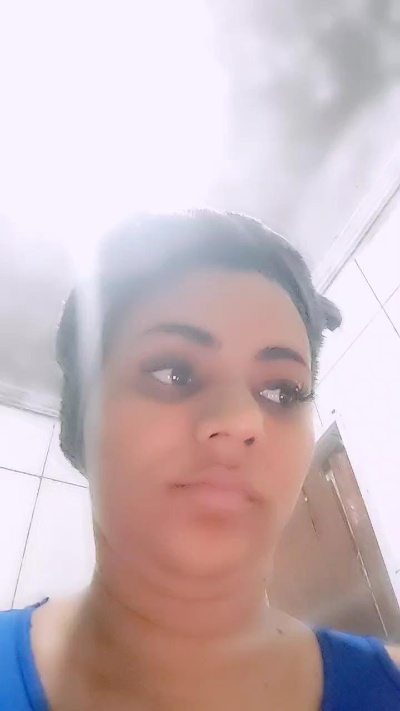Brendasales live cam on Cam4