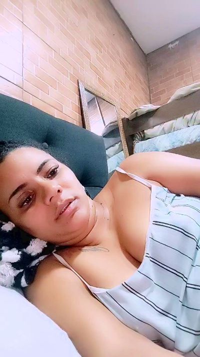 Brendasales live cam on Cam4