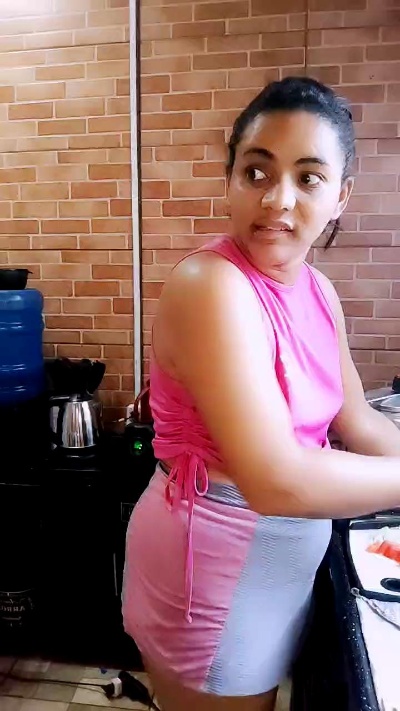 Brendasales live cam on Cam4