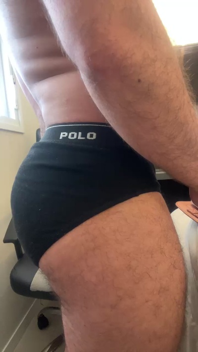 Breno_tesudo live cam on Cam4