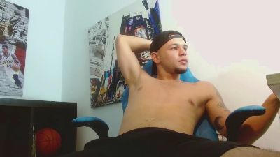 Brian_Adler live cam on Cam4