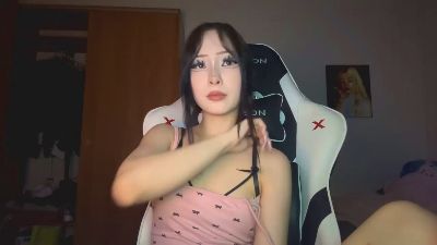 BrianaJacinthe live cam on Cam4