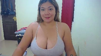 BrianaLoveX live cam on Cam4