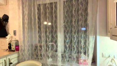 BrianaYearick live cam on Cam4
