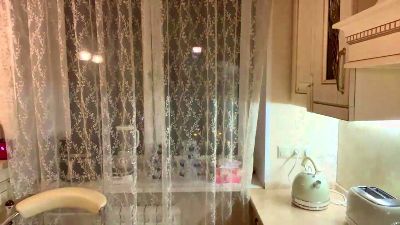 BrianaYearick live cam on Cam4