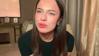 BrianaYearick live cam on Cam4