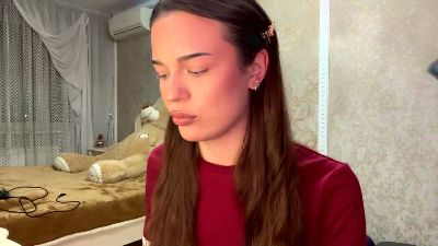 BrianaYearick live cam on Cam4