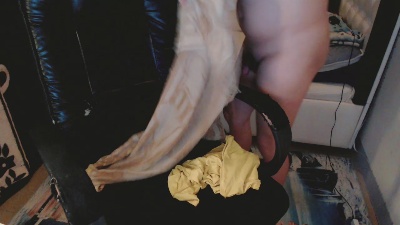 Briana_slut live cam on Cam4