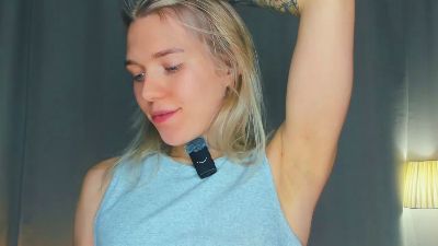 BriannaVert live cam on Cam4