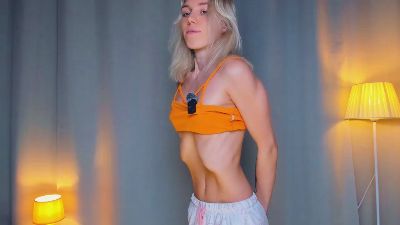 BriannaVert live cam on Cam4
