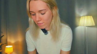 BriannaVert live cam on Cam4