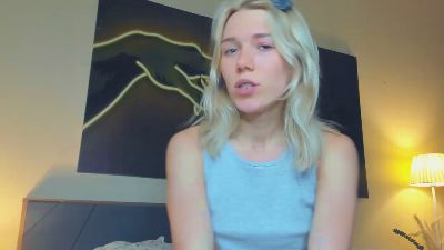BriannaVert live cam on Cam4