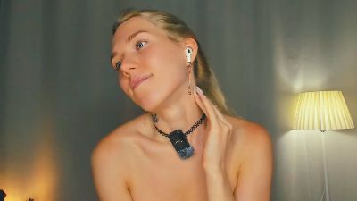 BriannaVert live cam on Cam4