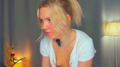 BriannaVert live cam on Cam4